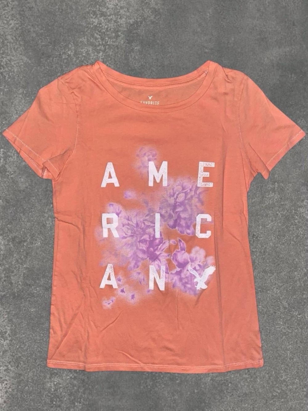 Y2K American Eagle Outfitters Coral Graphic Tee with White Print